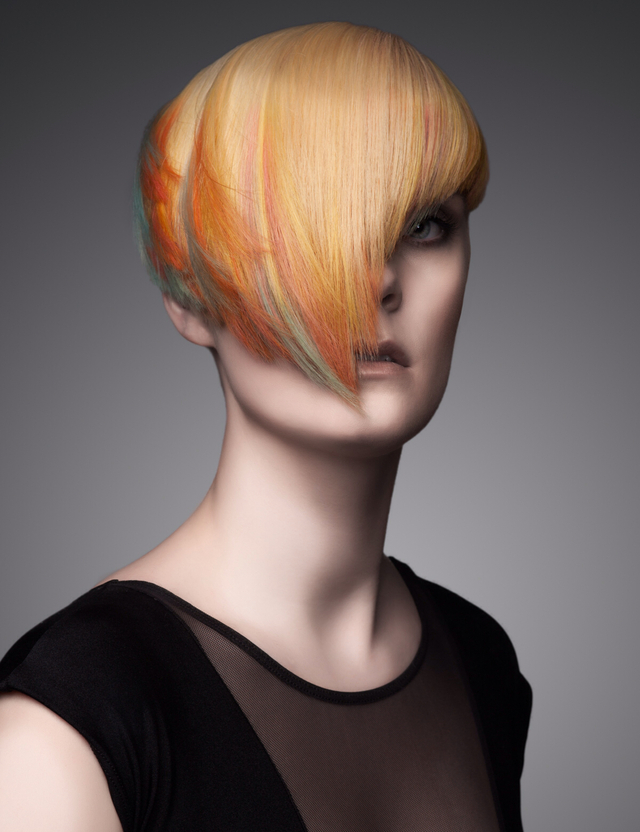 A fierce blonde ! 