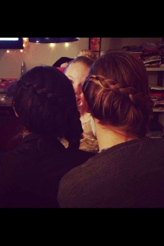 2 loveliess <3