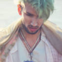 Re sized 2128934d3ed65aad63b46fb4f8dc824e 54311 ava