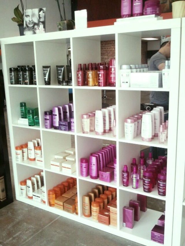 B Lee Salon &amp; Studio