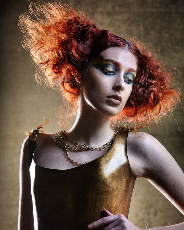 Texture Lisa Vann 
Makeup Alicia Canon 
Photo James Cheng 