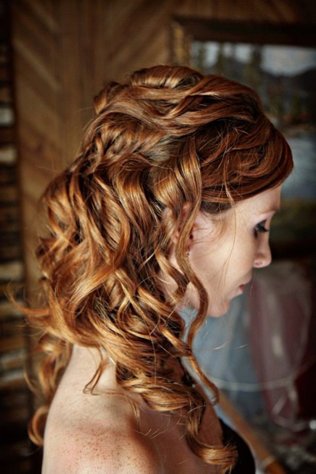 Long, tossled waves.