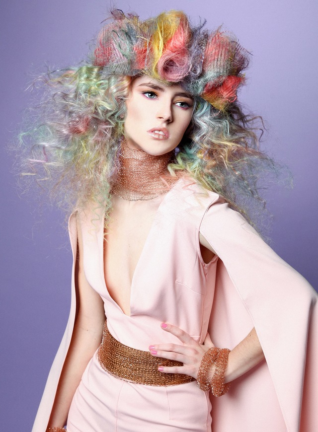 Hair: Nicole Pede  Makeup: Jessica Benner  Photography: Paula Tizzard 