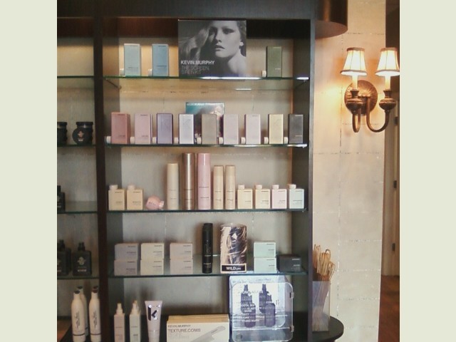Curtis Van Davis Lifestyle Salon