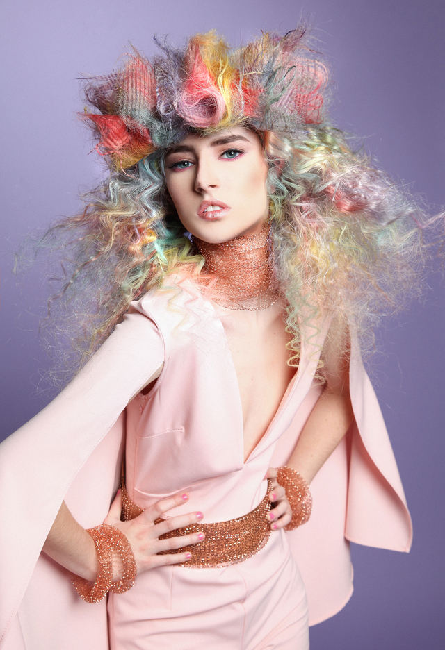 Hair: Nicole Pede  Makeup: Jessica Benner  Photography: Paula Tizzard 