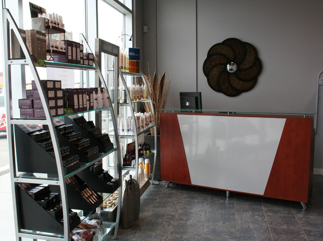 Salon Picture