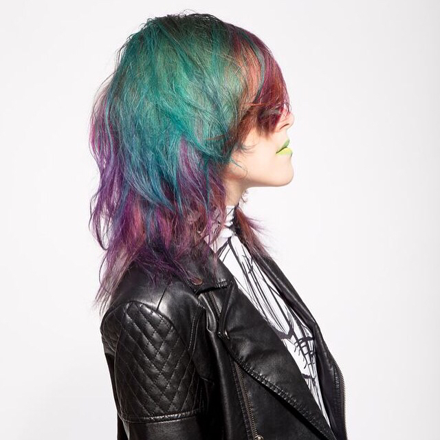 Color :Michael heard
Style:Elena Mascolo 