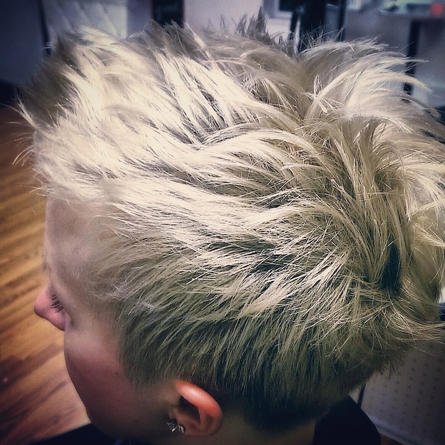 Pixie cut 