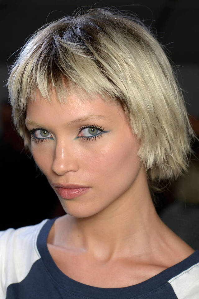 036-hbz-choppy-bobs-bangs-wigs-marc-jacobs-lg