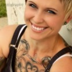 Re sized 300944 129035993858615 100002566456886 168477 8272622 n ava