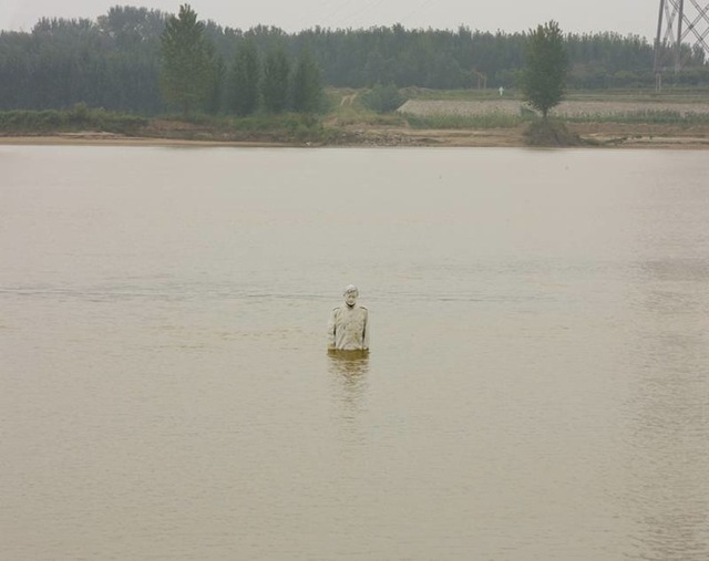 liu-bolin-4