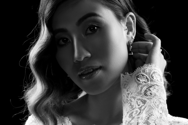 bride - Hollie 1