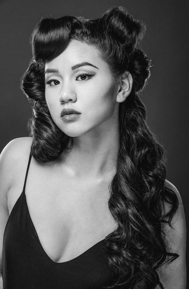 Modern pin up 