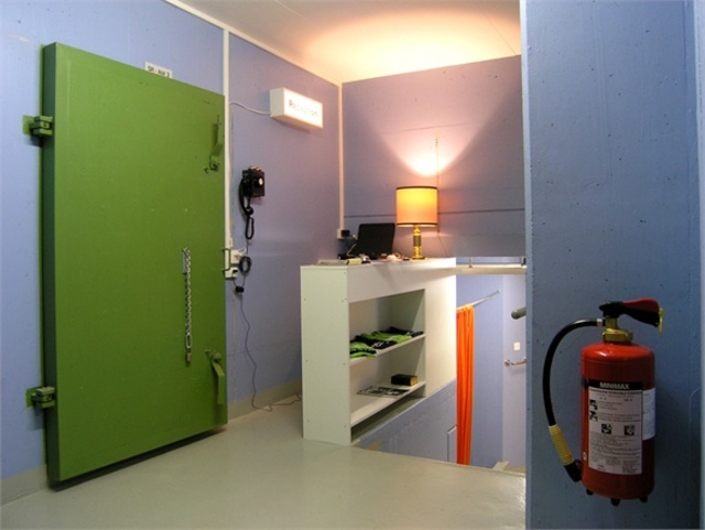 null-stern-hotel-reception-0_0x440