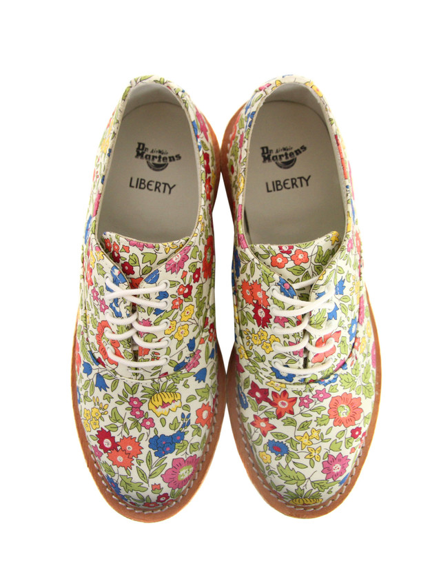 Dr-Martens-Womens-x-Liberty-Briar-Floral-Oxford-Brogues-3-1