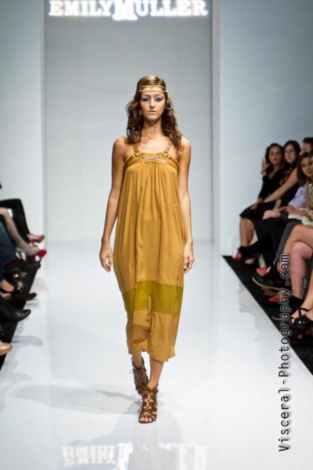 RUNWAY