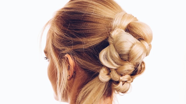 Re sized 3871253791578e33d1b3 3 strand string braid