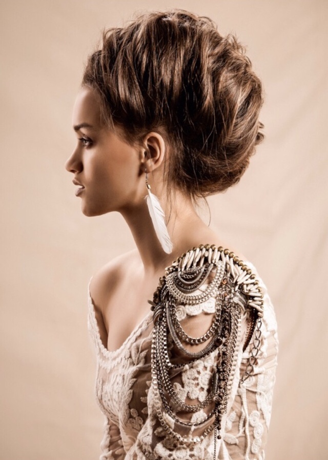 RAW
Shot by Nick Dale
Makeup by Tess Wilks
Styling: Vinn Ruatoe/ Kylue Andrew