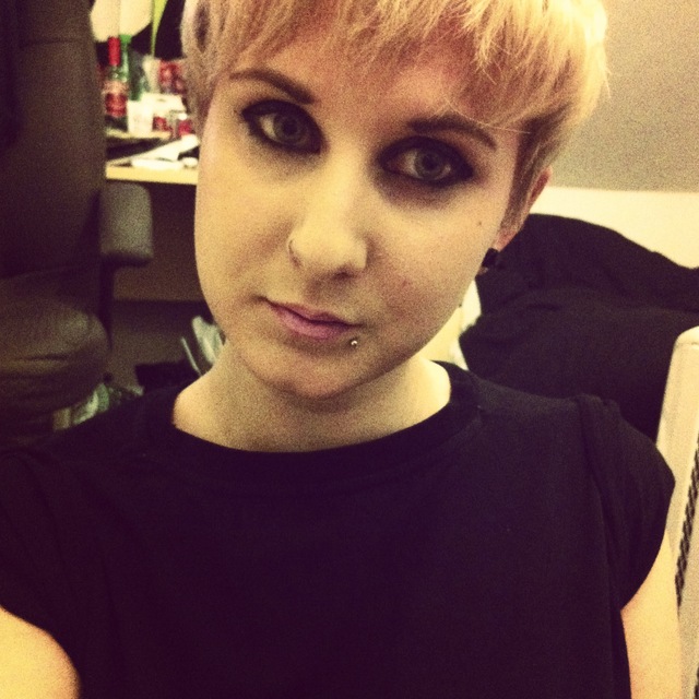 cropped hair