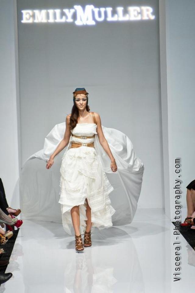 RUNWAY