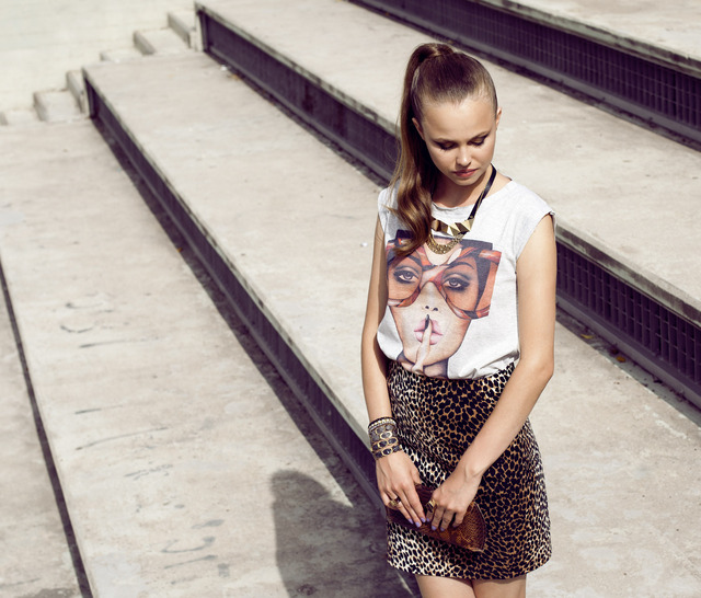 Photographer Oren Yaacob Cohen Styling מיכל עובדיה Hair Kosta Vino  Make up Keren Shacham Model Roberta Senff 