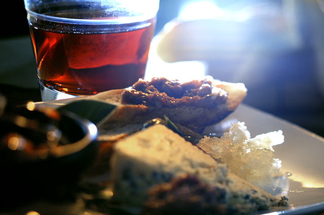 De Vamore Cheese Plate Close Up