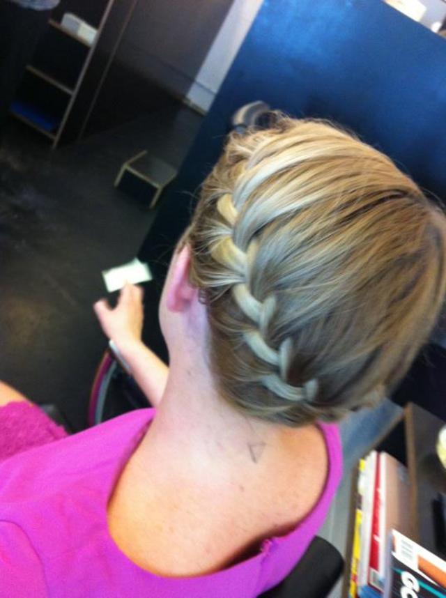 BRAIDS - UPSTYLES