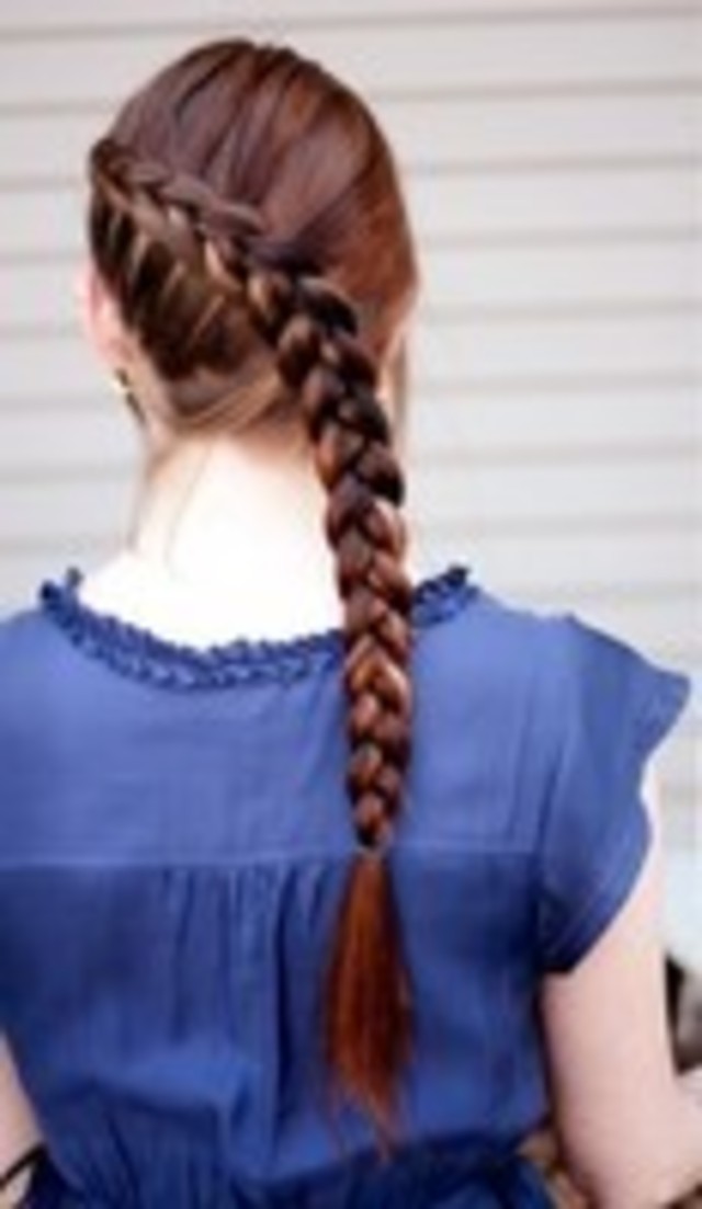 Dutch hair braid