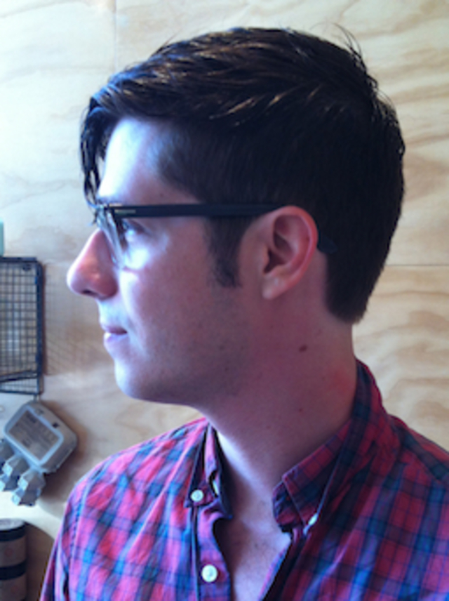 Scissor over comb men's cut