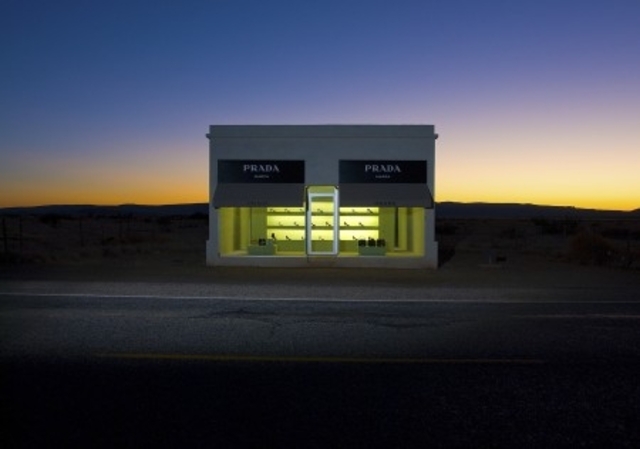 481-raw-Prada_Marfa_4_display
