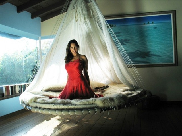 round-day-bed-665x498