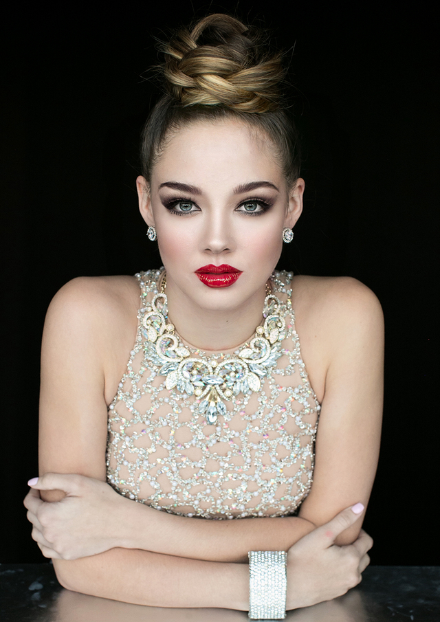 Re sized 489a12c4cbe04b8b2b8a look 4