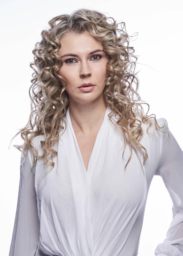 Elegance 