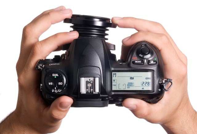 lensbaby-craig-strong-wired-design-660x450