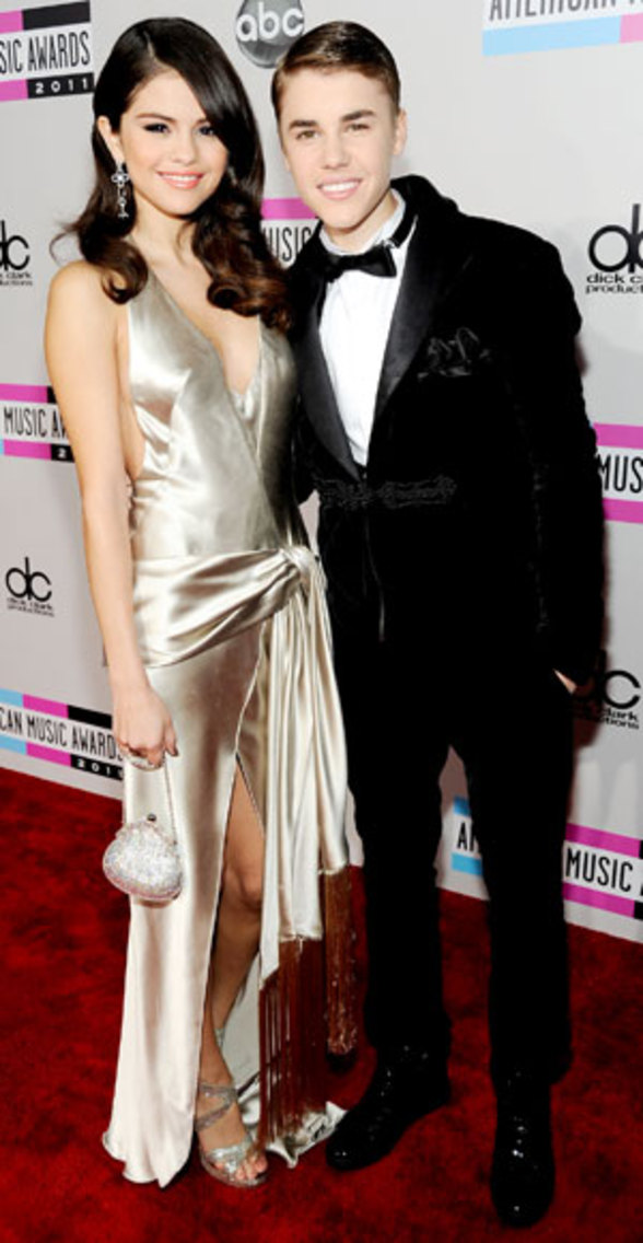 5-Selena-Justin-300