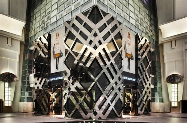 Burberry-Taipei-101-Flagship-001