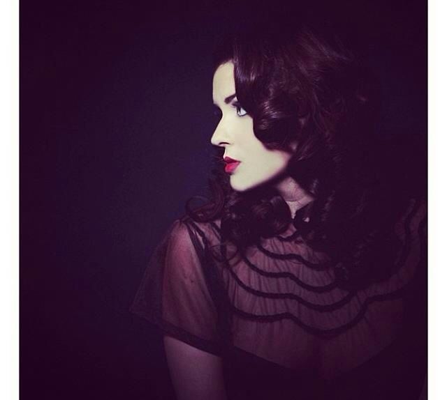 50's inspired hair and makeup. my own work. photography by Sarvey Tahmasebi 