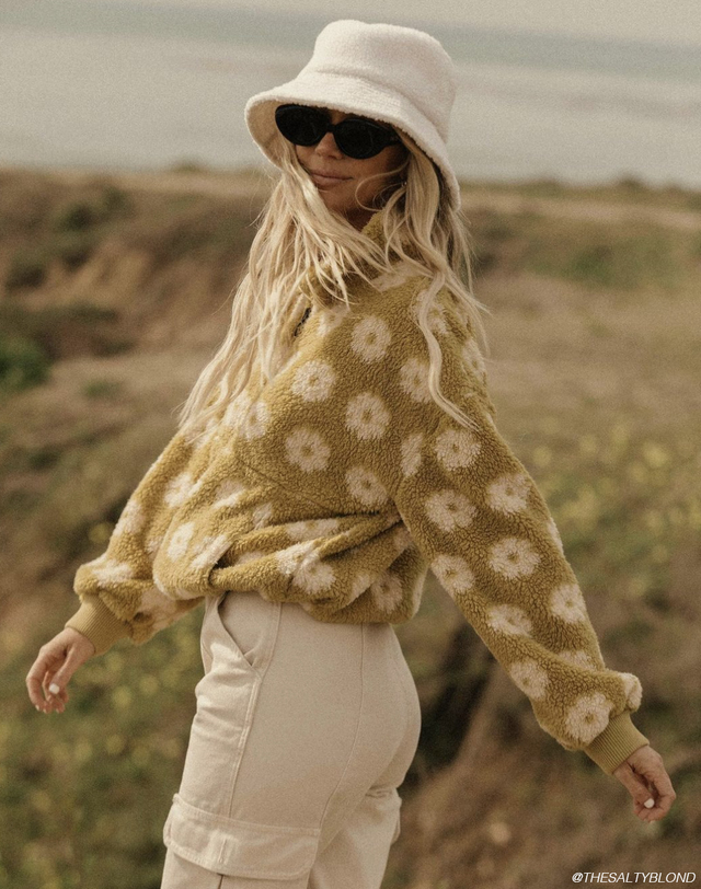 Re sized 530ff1222e598d5e4203 cool girl waves