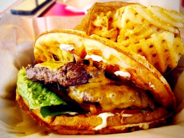 bruxie burger