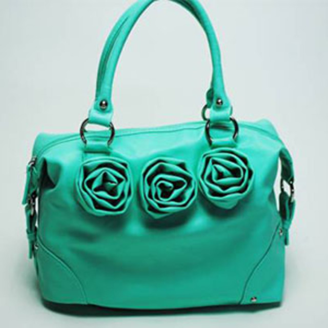 Discovery Clothing B Purse