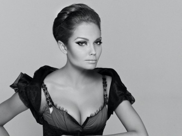 modelite makeup campaign