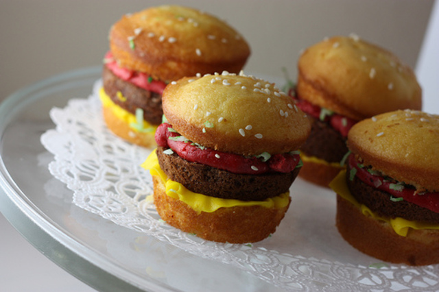 hamburgers_7-things-you-should-know-how-to-cook