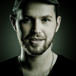 Steven Robertson