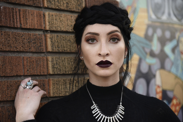 @hairbymissmercado 

Fall street style!