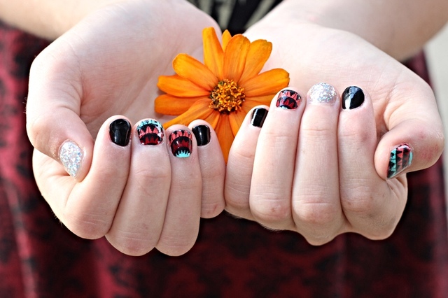 Southwestern inspired nails. 

Hair/Makeup/Nails/Photography-Toody Tolley

Model-Lorelei Nor 