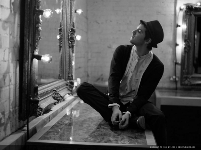 600full-jim-sturgess