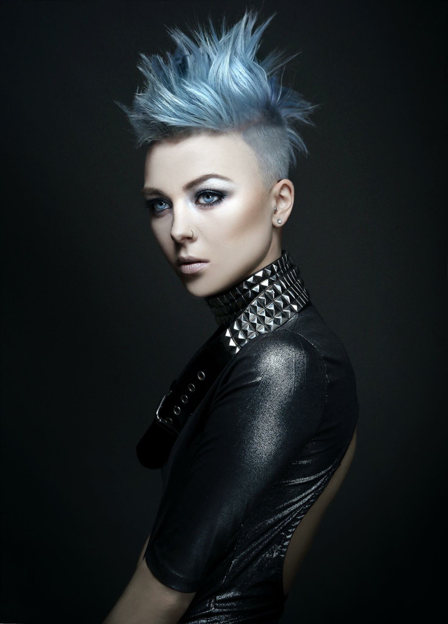 Hair: Dustin Chad Schumann
Photography: Paula Tizzard 
MUA: Janet Entwistle 