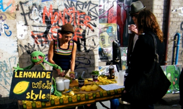 hackney-wick-flea-market-DSCF0644-001