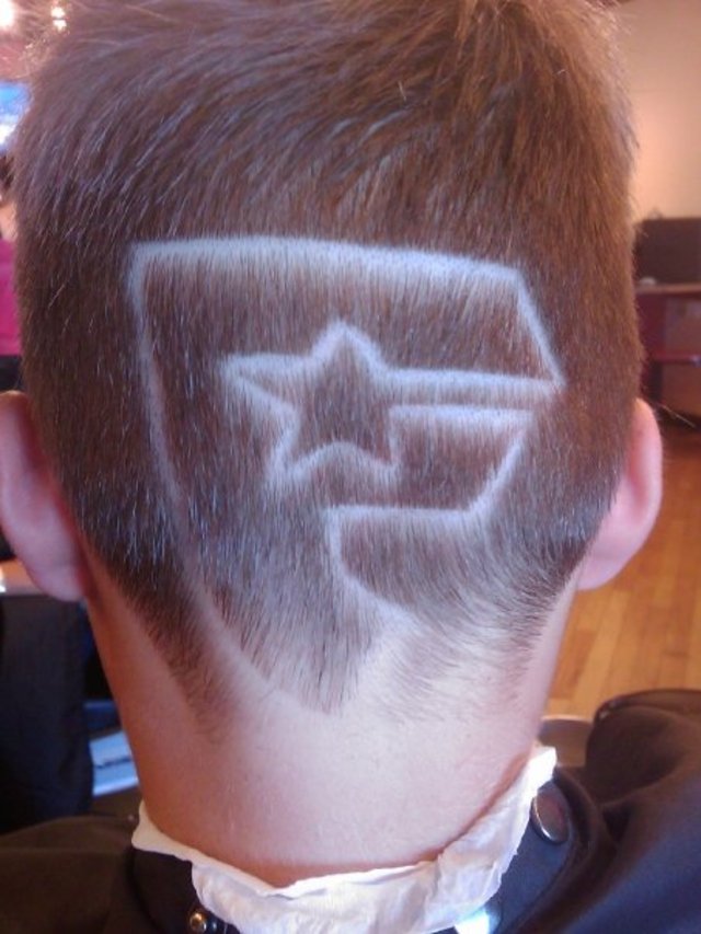 Designs by facebook.com/barberhoavu