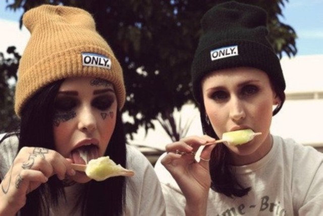 8fmdsk-l-610x610-hat-beanie-only-yellow-black